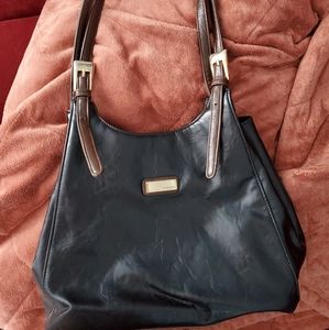 Mondani leather purse.